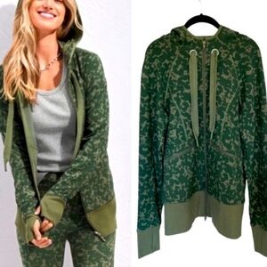 CAbi Army Green Marathon Jacket 6030 Medium